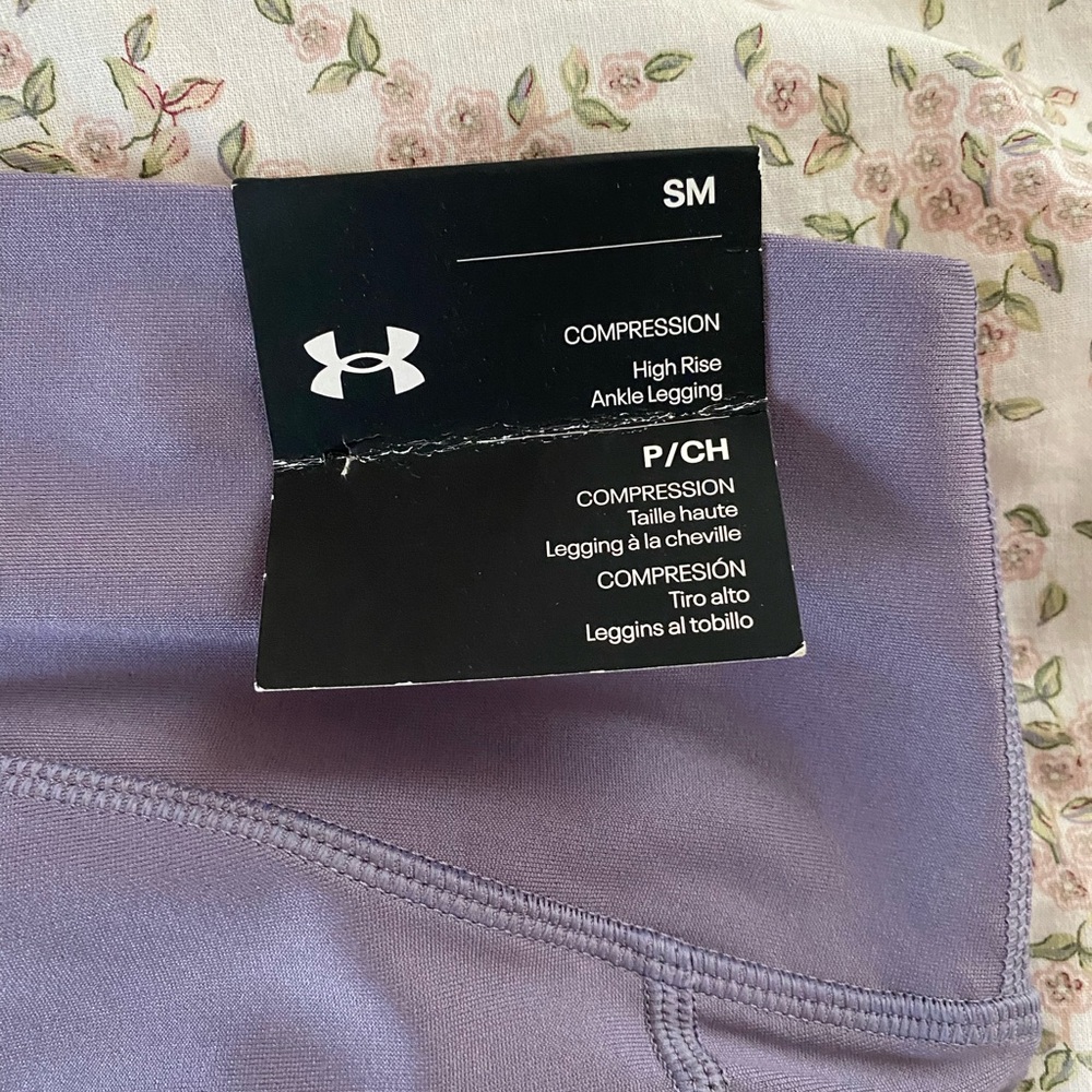 NWT Under Armour Lavender Compression Leggings Size Small - Picture 7 of 8